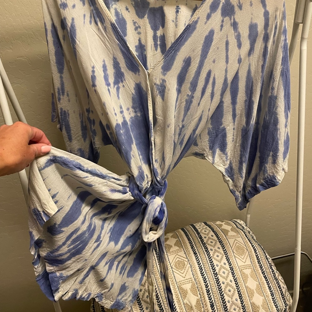 Lulu's tie dye romper - Picture 5 of 5